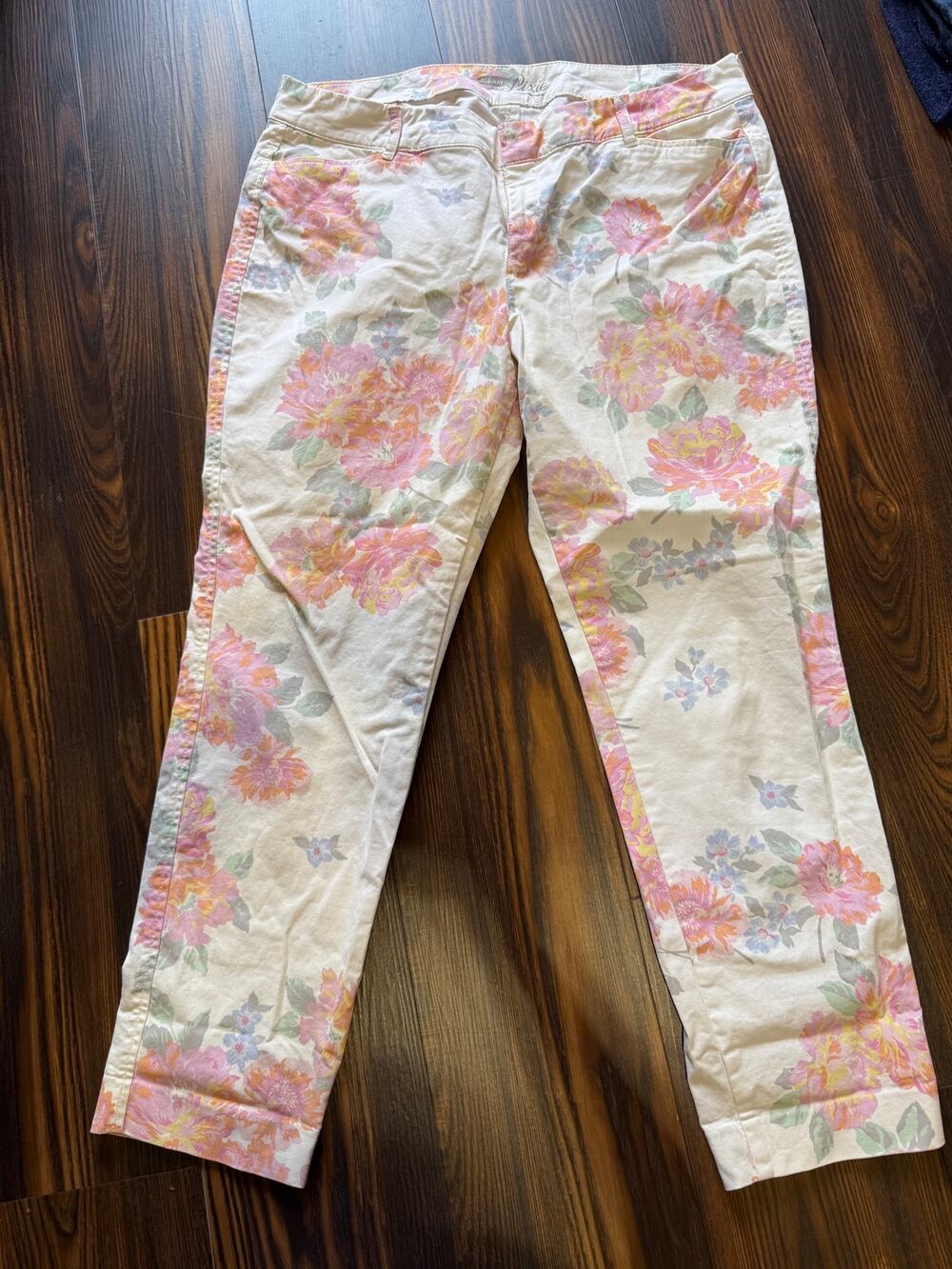 Old Navy Mid-Rise Pixie Ankle Pants Pastel Floral Size 12